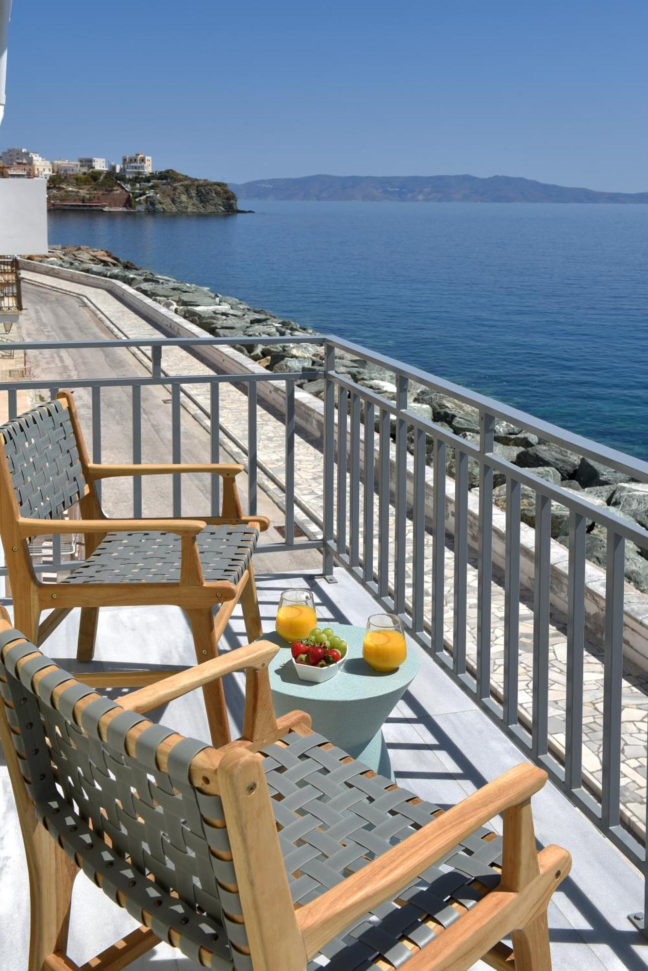 Anaya Suites Ермополи Екстериор снимка
