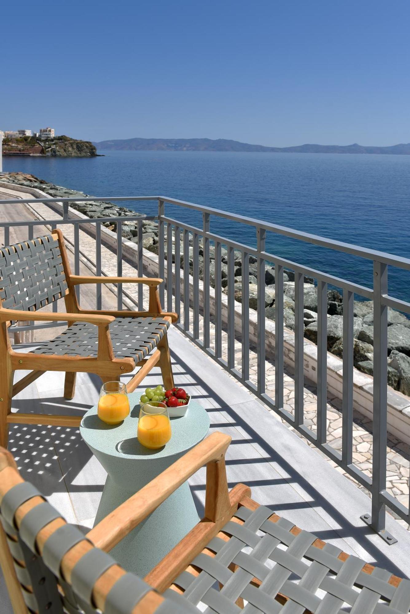 Anaya Suites Ермополи Екстериор снимка