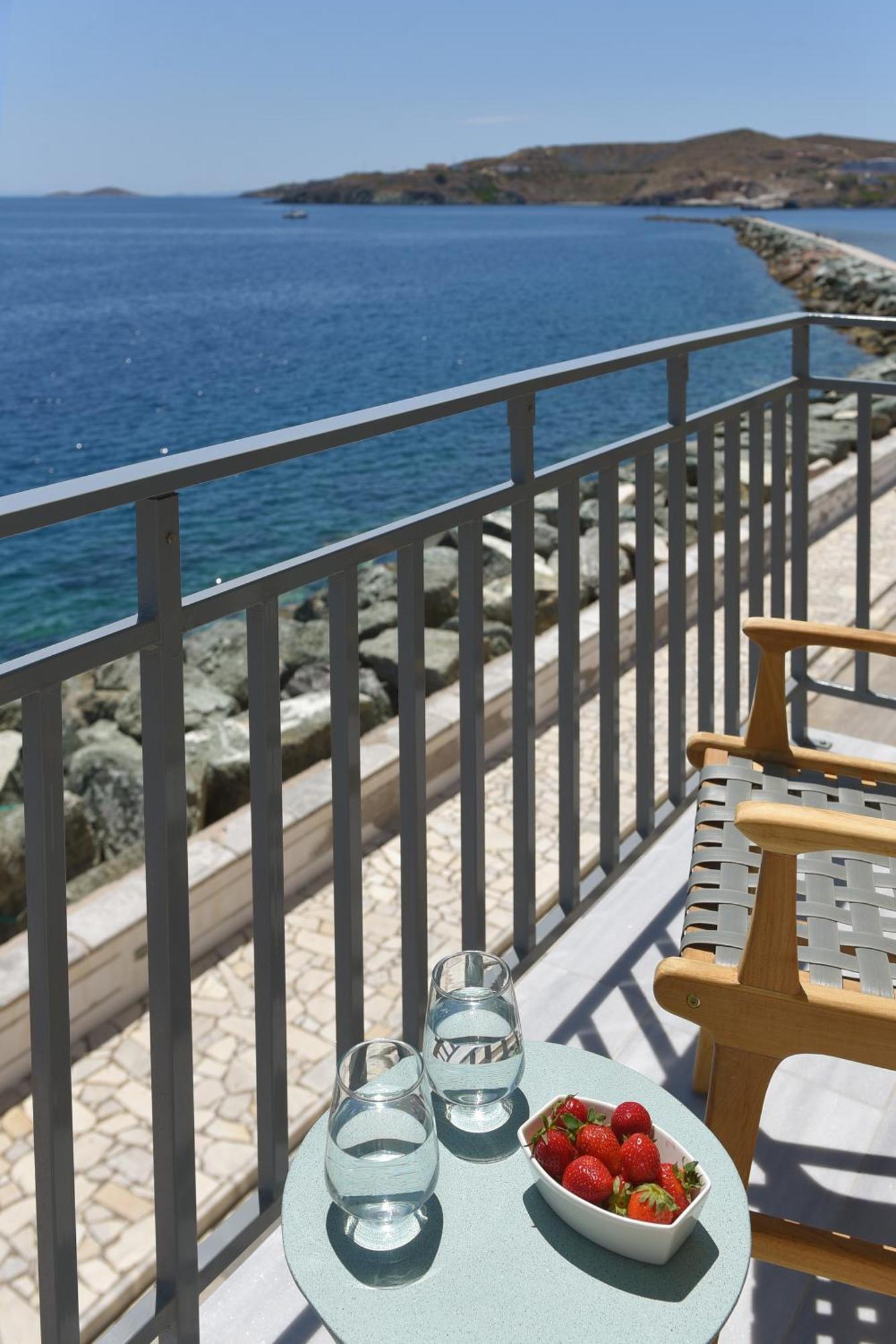 Anaya Suites Ермополи Екстериор снимка
